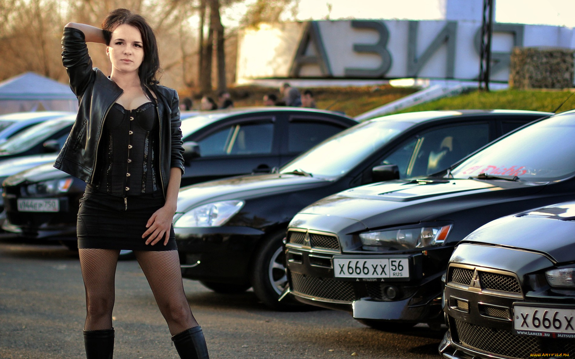 , -  , mitsubishi